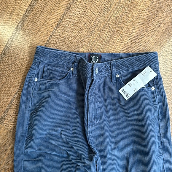 NEW WITH TAGS URBAN OUTFFITERS FLEECE LINED CORDUROY PANTS - Picture 2 of 2